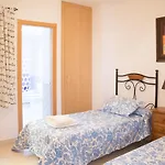 Apartamento Fercomar Triton